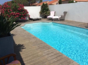 Villa familiale, piscine à 100 m de la plage - 8ALBAU26